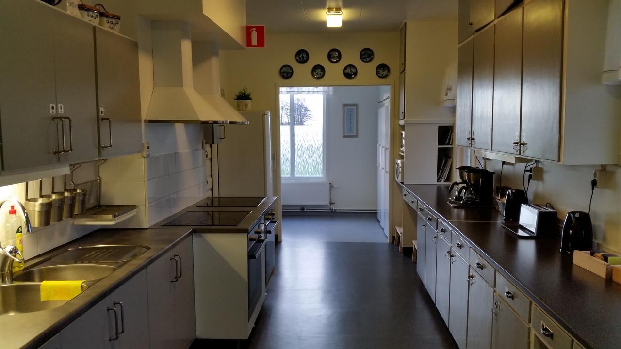 Bjoerkaengs Vandrarhem Tvååker Eksteriør billede